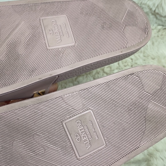Valentino Rockstud Pink Slides - Picture 4 of 5